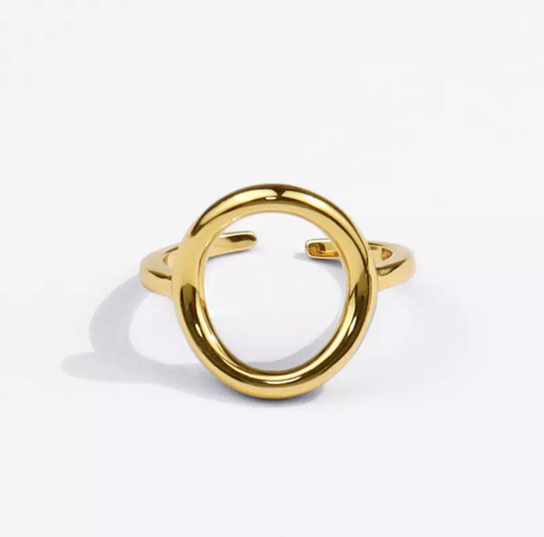 HEAVY METAL COLLECTION - Circle Ring in Gold - HM081G