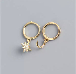 HEAVY METAL COLLECTION - Rhinestone Moon/Star Earrings in Gold - HM076G
