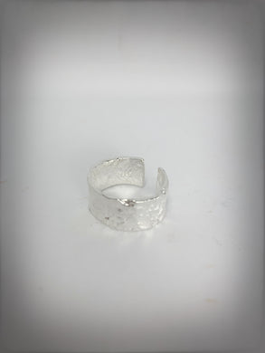 HEAVY METAL COLLECTION - Hammered 92.5 Silver Ring - HM034S