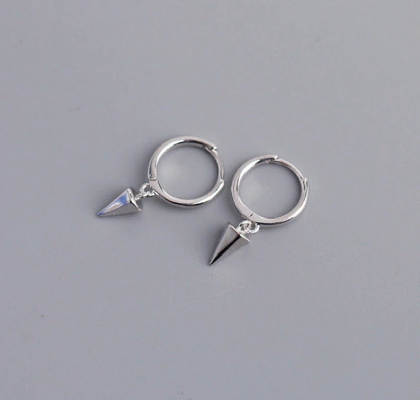 HEAVY METAL COLLECTION - Small Spike Earrings in Silver