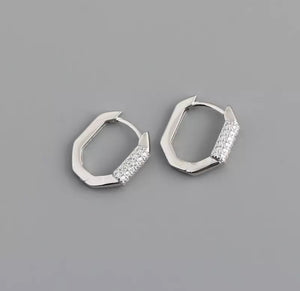 HEAVY METAL COLLECTION - Rhinestone Clasp Earrings in Silver - HM107S