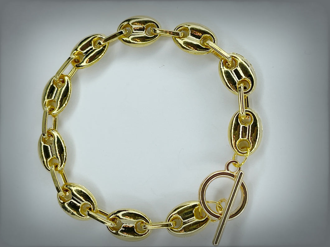 HEAVY METAL COLLECTION - Gold Oval Chain Link Toggle Bracelet - HM071